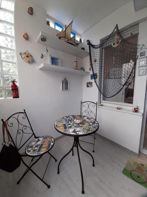 Apartament Ambos Mundos Quartu SantʼElena Zewnętrze zdjęcie