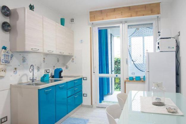 Apartament Ambos Mundos Quartu SantʼElena Zewnętrze zdjęcie